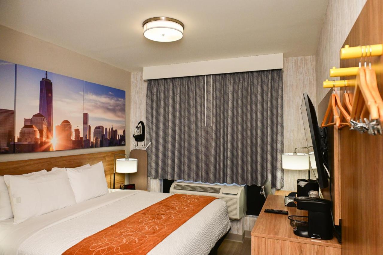 Days Inn By Wyndham Bronx Nyc New York Eksteriør billede
